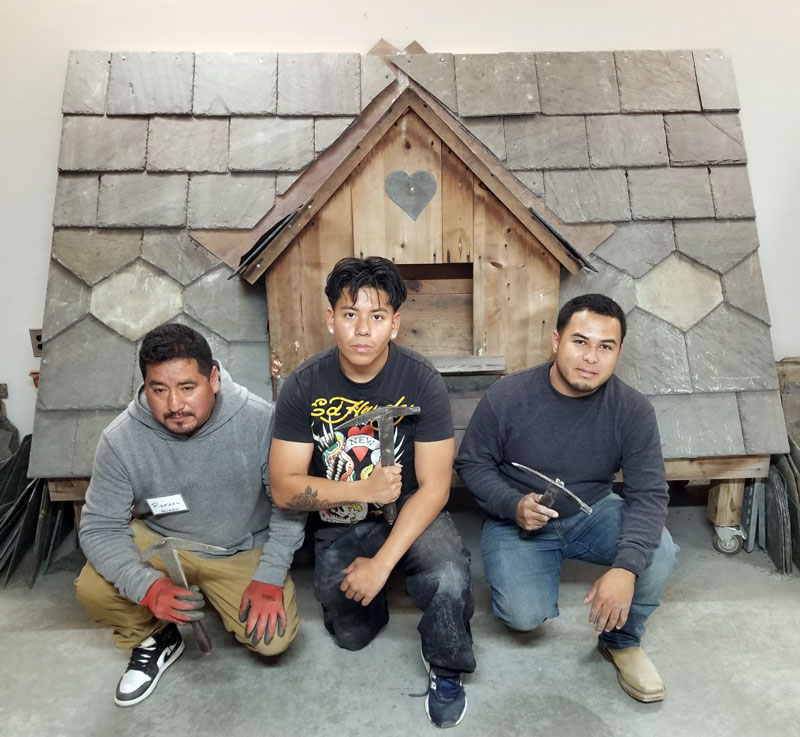 November 21, 2025 Introduction to Slate Roof Repair Class, taught by Joe Jenkins. November 21, 2025 Introduction to Slate Roof Repair Class, taught by Joe Jenkins.